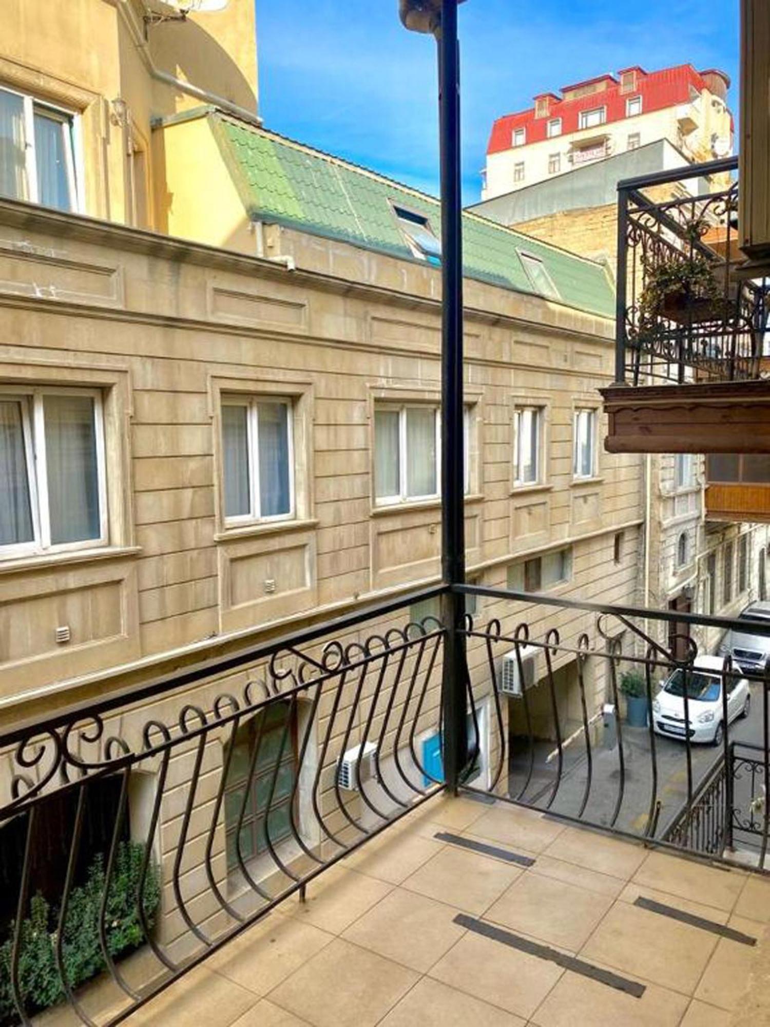 S T Hostel Formerly Sth Hostel Baku Exterior foto